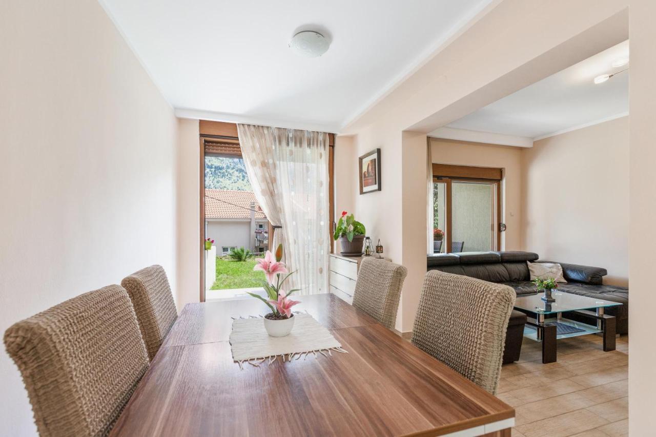 Muo Sea Front Apartments Котор Экстерьер фото